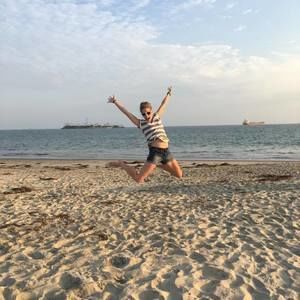 Meet your Posher, Elyse